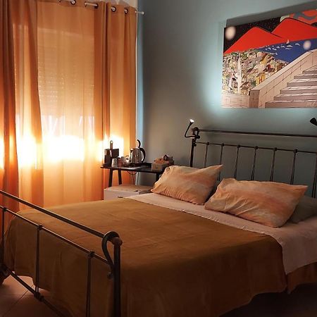 נאפולי Morghen 88 Vomero Rooms מראה חיצוני תמונה